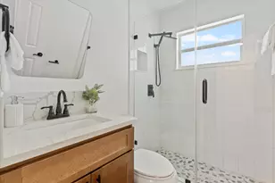 4461 NE 19th Ave, Oakland Park, FL 33308 - Photo 20