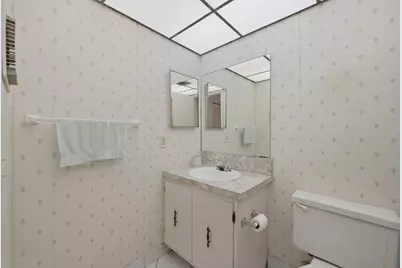519 Burgundy K, Delray Beach, FL 33484 - Photo 20
