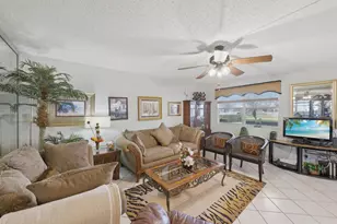 52 Saxony B, Delray Beach, FL 33446 - Photo 2