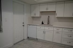 7091 W Sunrise Blvd, Plantation, FL 33313 - Photo 8
