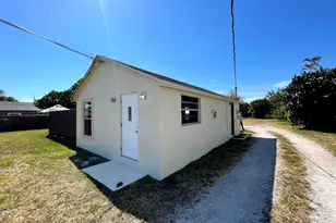 3901 Lakewood Rd, Palm Springs, FL 33461 - Photo 1