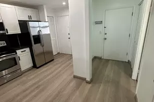 1660 NE 191st St, Miami, FL 33179 - Photo 2