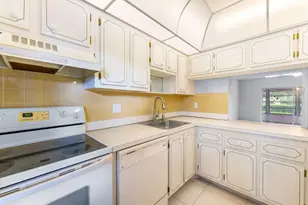 7360 NW 1st St, Margate, FL 33063 - Photo 10