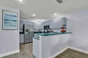 3300 Commodore Ct, West Palm Beach, FL 33411 - Photo 12