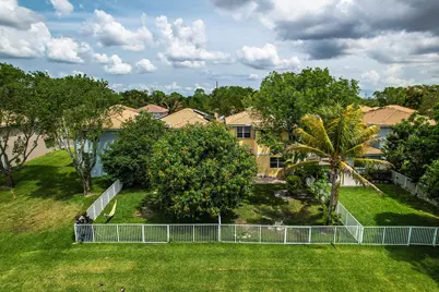 3300 Commodore Court, West Palm Beach, FL 33411 - Photo 44