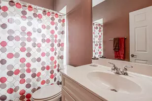 581 SW Grove Ave, Port Saint Lucie, FL 34983 - Photo 26