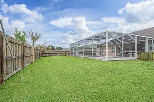 581 SW Grove Ave, Port Saint Lucie, FL 34983 - Photo 38