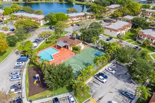 8858 NW 48th St, Sunrise, FL 33351 - Photo 36
