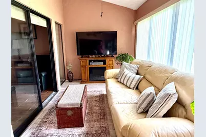 5878 Parkwalk Circle W, Boynton Beach, FL 33472 - Photo 10