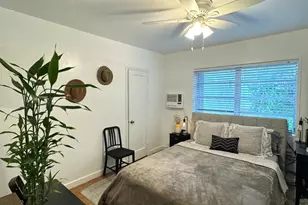 661 SW 11th St, Miami, FL 33129 - Photo 6