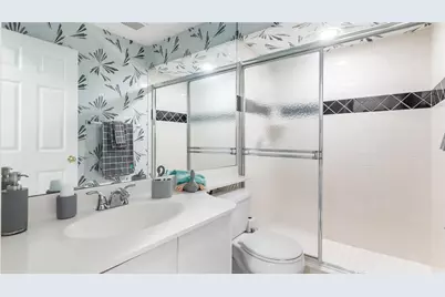 1867 NW 99th Avenue, Plantation, FL 33322 - Photo 28