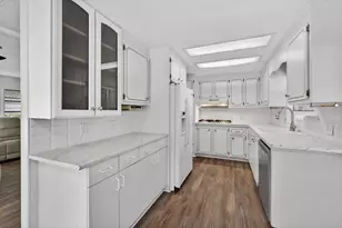 7102 SE Bluebird Cir, Hobe Sound, FL 33455 - Photo 14