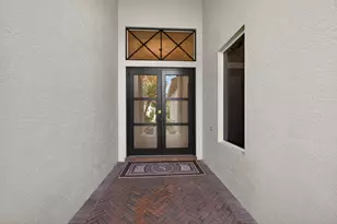 160 Viera Dr, Palm Beach Gardens, FL 33418 - Photo 4