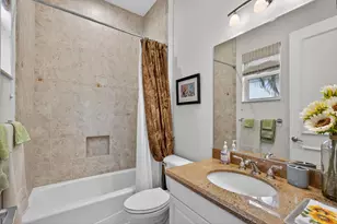 160 Viera Dr, Palm Beach Gardens, FL 33418 - Photo 52