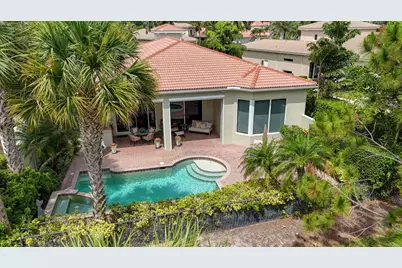 160 Viera Drive, Palm Beach Gardens, FL 33418 - Photo 2