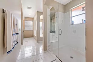 658 Cresta Cir, West Palm Beach, FL 33413 - Photo 34