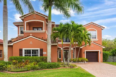 658 Cresta Circle, West Palm Beach, FL 33413 - Photo 2