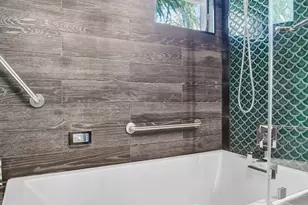 6957 Rain Forest Dr, Boca Raton, FL 33434 - Photo 24