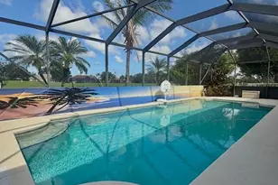598 NW Waverly Circle S, Port Saint Lucie, FL 34983 - Photo 4