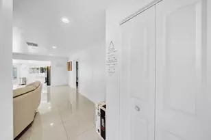 2298 NE 2nd Ave, Boca Raton, FL 33431 - Photo 8