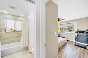 2298 NE 2nd Ave, Boca Raton, FL 33431 - Photo 28