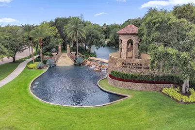 9501 Kenley Court, Parkland, FL 33076 - Photo 32