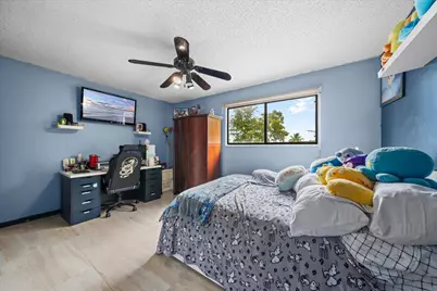 2340 Fairmont Avenue, Miramar, FL 33025 - Photo 16