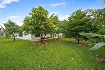 2340 Fairmont Avenue, Miramar, FL 33025 - Photo 28