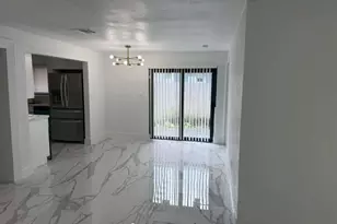 160 SE 15th Ave, Pompano Beach, FL 33060 - Photo 2