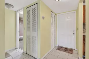 10444 NW 30th Ct, Sunrise, FL 33322 - Photo 6
