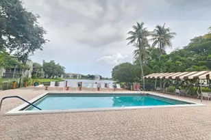 9235 Lagoon Pl, Davie, FL 33324 - Photo 38
