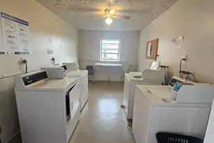 9235 Lagoon Pl, Davie, FL 33324 - Photo 36