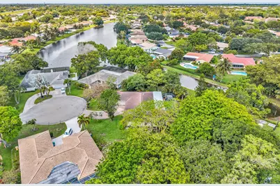 175 NW 84th Way, Coral Springs, FL 33071 - Photo 54