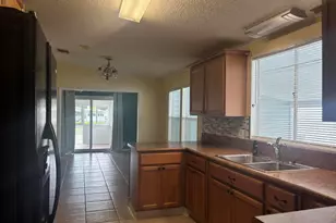 1586 SW 35th Cir, Okeechobee, FL 34974 - Photo 4