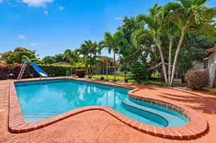 10040 SW 32nd St, Miami, FL 33165 - Photo 20