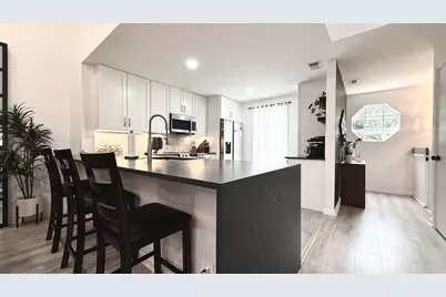 5016 Heatherhill Lane #10, Boca Raton, FL 33486 - Photo 2