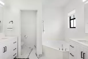 4712 Grand Cypress Cir N, Coconut Creek, FL 33073 - Photo 22