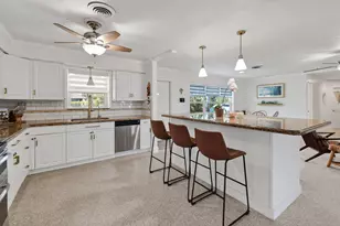 12890 SE Circle Dr, Hobe Sound, FL 33455 - Photo 18