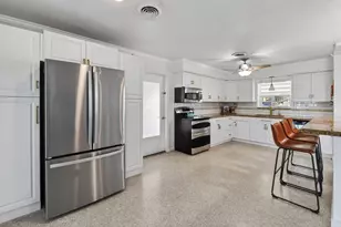 12890 SE Circle Dr, Hobe Sound, FL 33455 - Photo 16