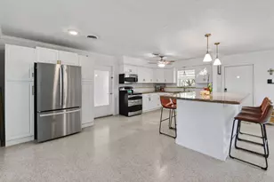 12890 SE Circle Dr, Hobe Sound, FL 33455 - Photo 14