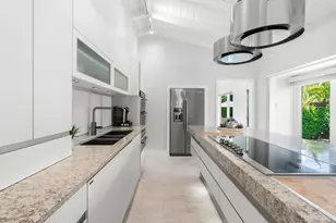 648 NE 17th Ave, Fort Lauderdale, FL 33304 - Photo 16