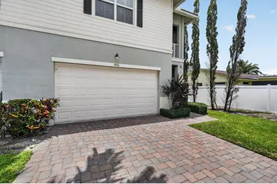 1950 Juno Landing Lane, North Palm Beach, FL 33408 - Photo 4