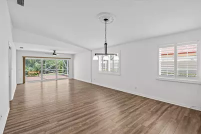 918 SW Balmoral Trace, Stuart, FL 34997 - Photo 12