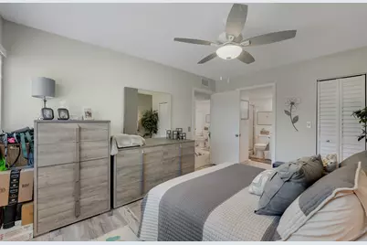 15484 Lakes Of Delray Boulevard #103, Delray Beach, FL 33484 - Photo 14