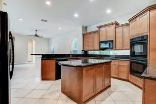 670 Edgebrook Ln, West Palm Beach, FL 33411 - Photo 2