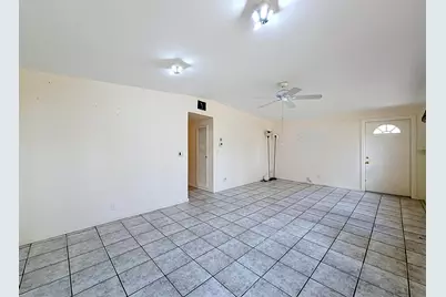 2066 Tarragon Road, West Palm Beach, FL 33415 - Photo 8