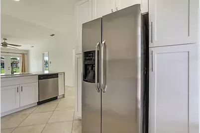 5241 Breadfruit Circle, Delray Beach, FL 33484 - Photo 6
