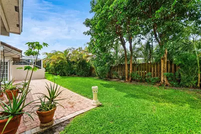 5106 Windsor Parke Drive, Boca Raton, FL 33496 - Photo 4