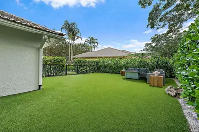9927 SE Canary Palm Way, Jupiter, FL 33469 - Photo 24