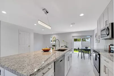 3868 Patio Court #5, Palm Springs, FL 33461 - Photo 8